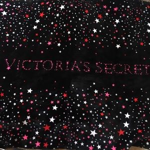 Victoria secret fluffy blanket